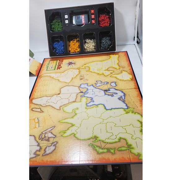 VTG 2003 Risk Game Of Global Domination Board Game By Parker Bros 100% COMPLETE - Picture 2 of 9